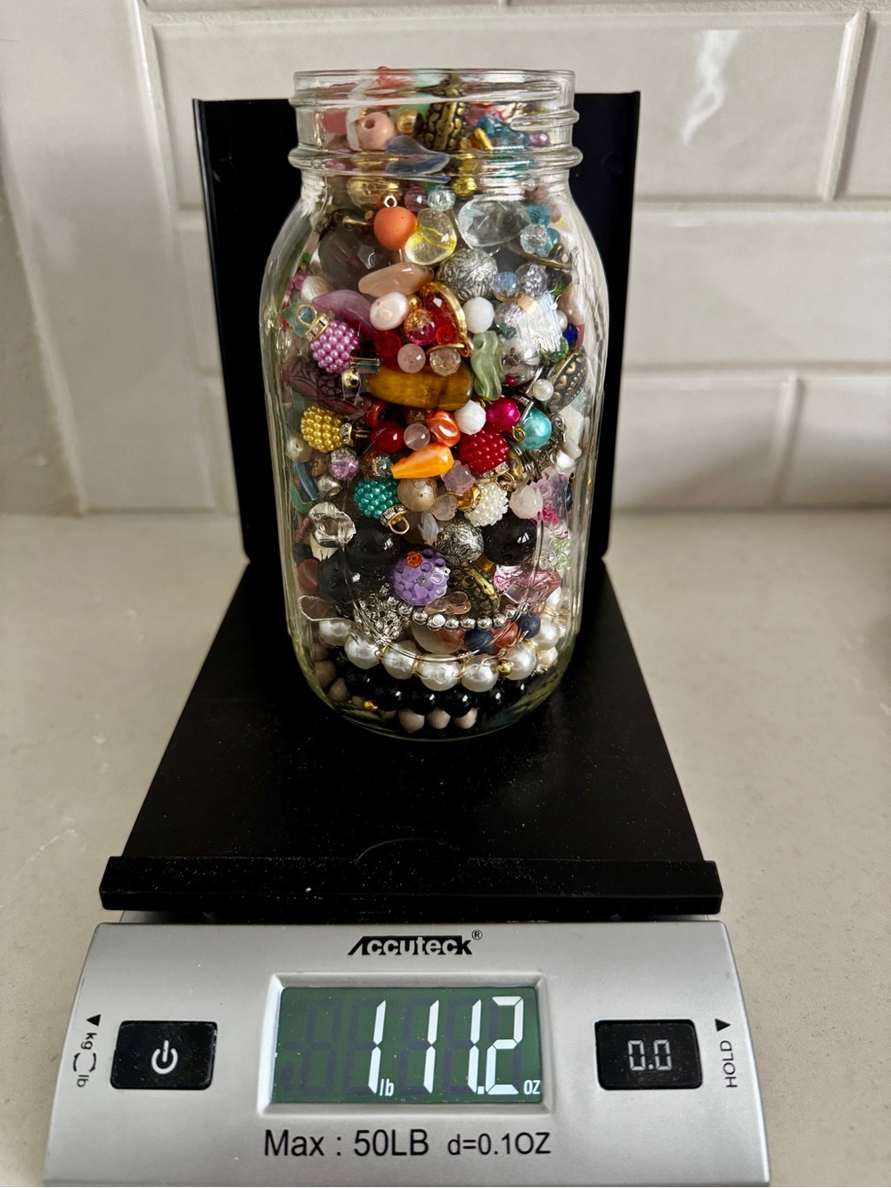 1lb 11.2oz assorted beads